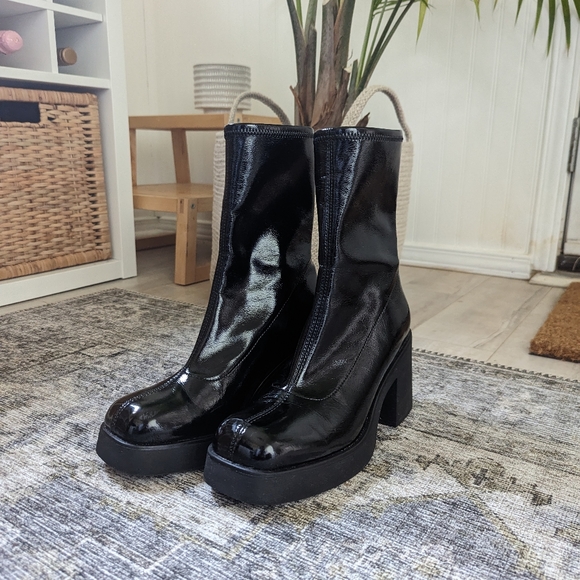 Call It Spring block heel boots - Picture 3 of 7